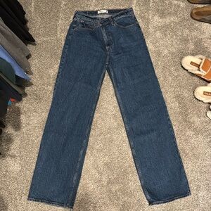 90s relaxed jean - high rise